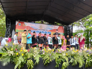 Keriaan Orang Betawi Angkat Prosesi Pernikahan Adat Betawi di Setu Babakan